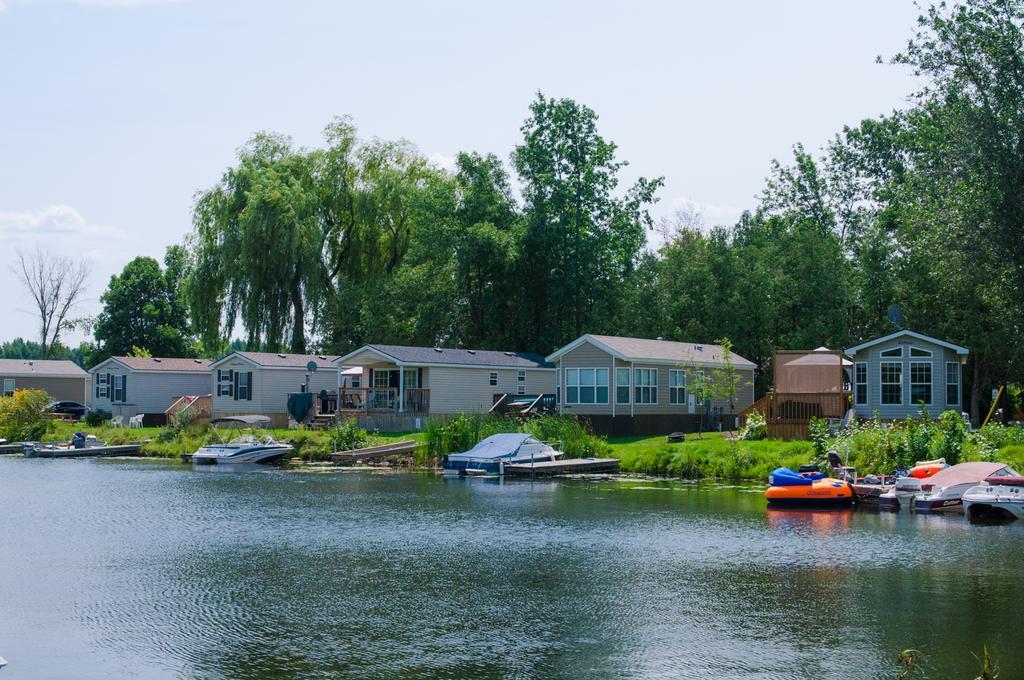 Woodland Estate Resort Campbellford المظهر الخارجي الصورة